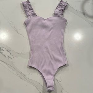 Blue Rain x Francesca’s sweetheart neck rubbed lavender bodysuit size XS